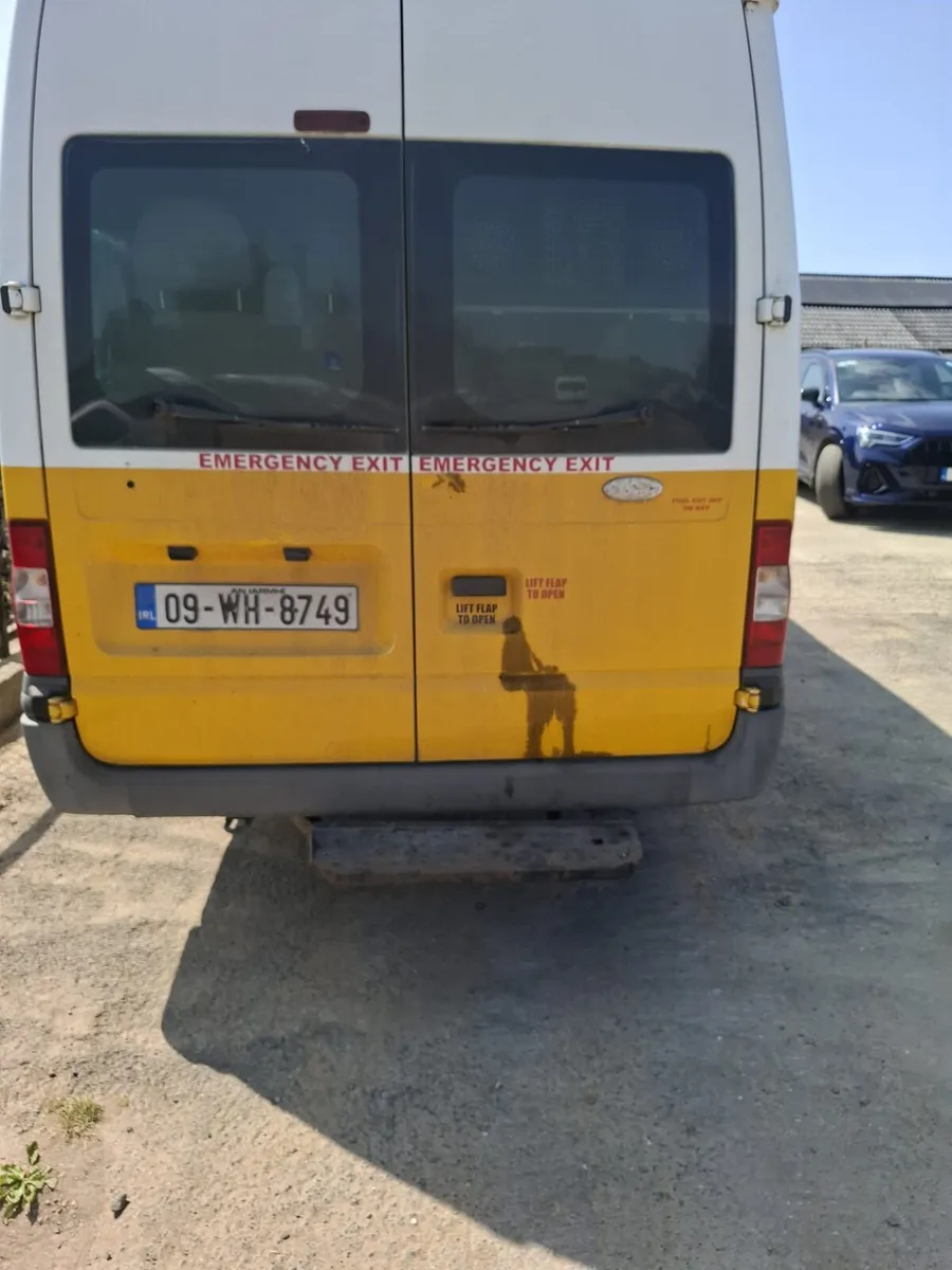 2 Ford Transit Minibus 16 seats - Image 3