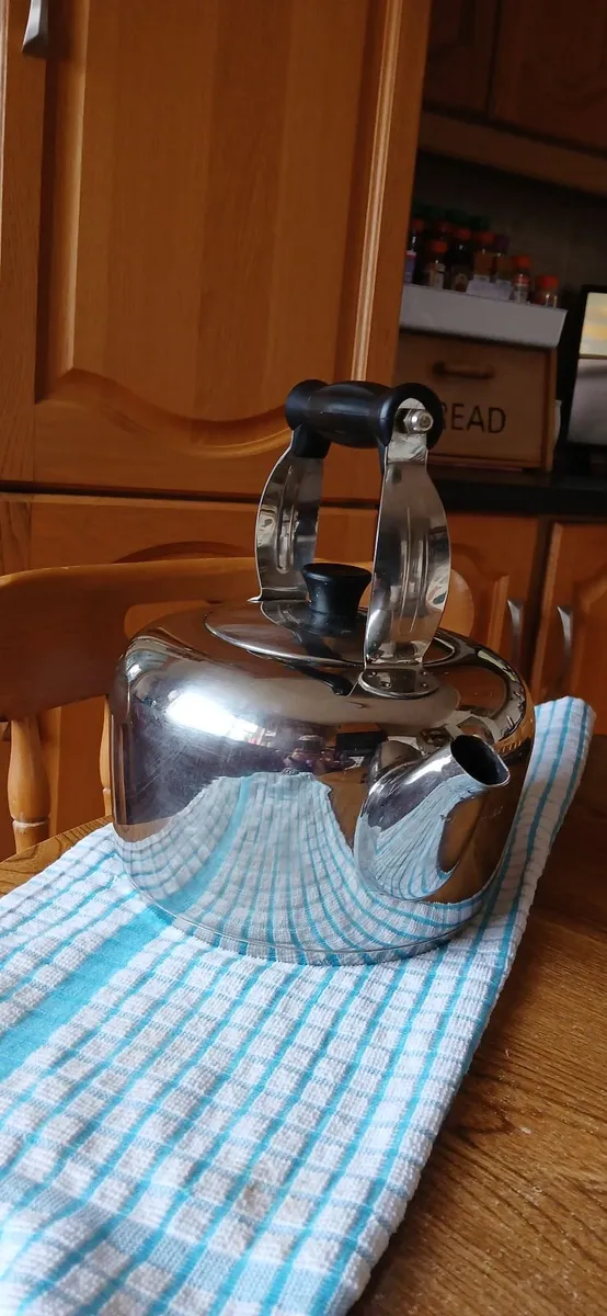 3 LITRE KETTLE - Image 2