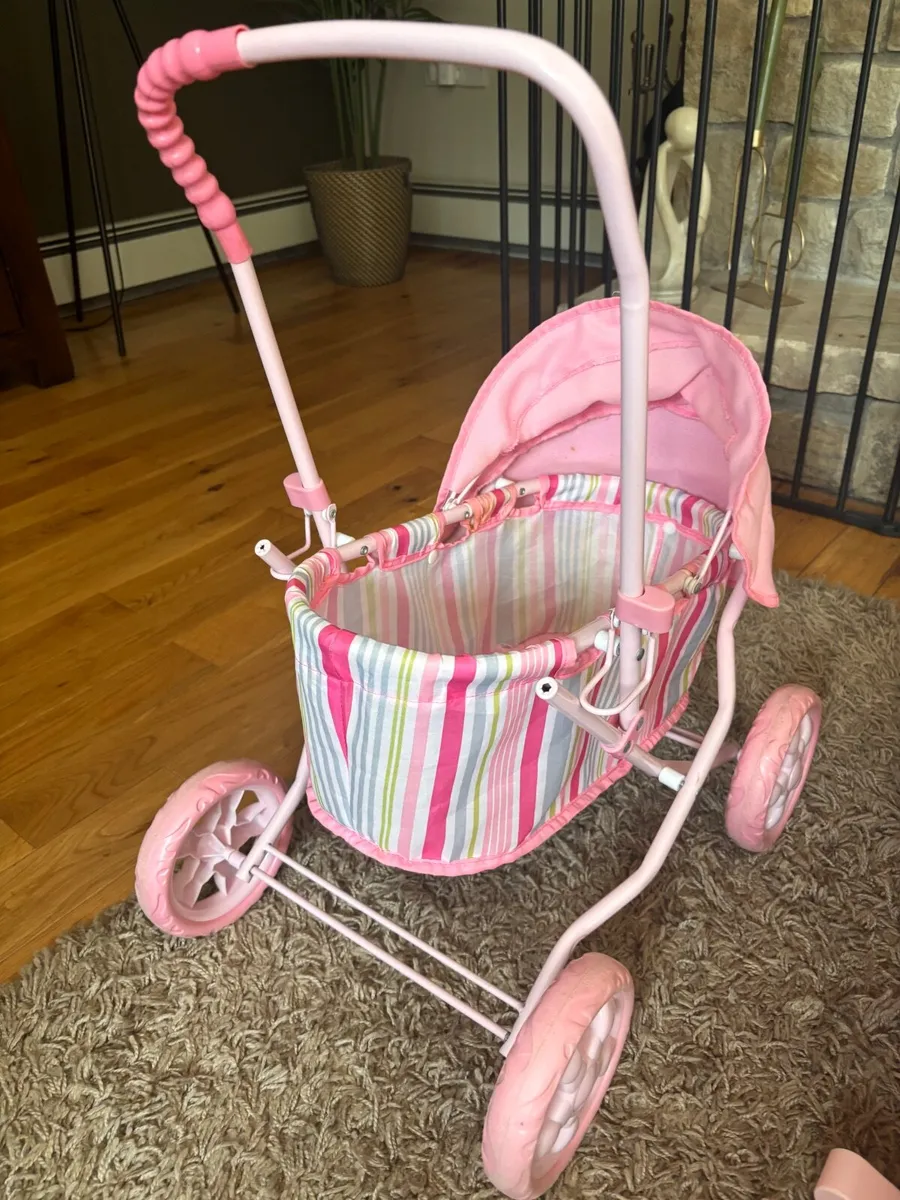 Baby Annabell doll, high chair & rocking crib - Image 4