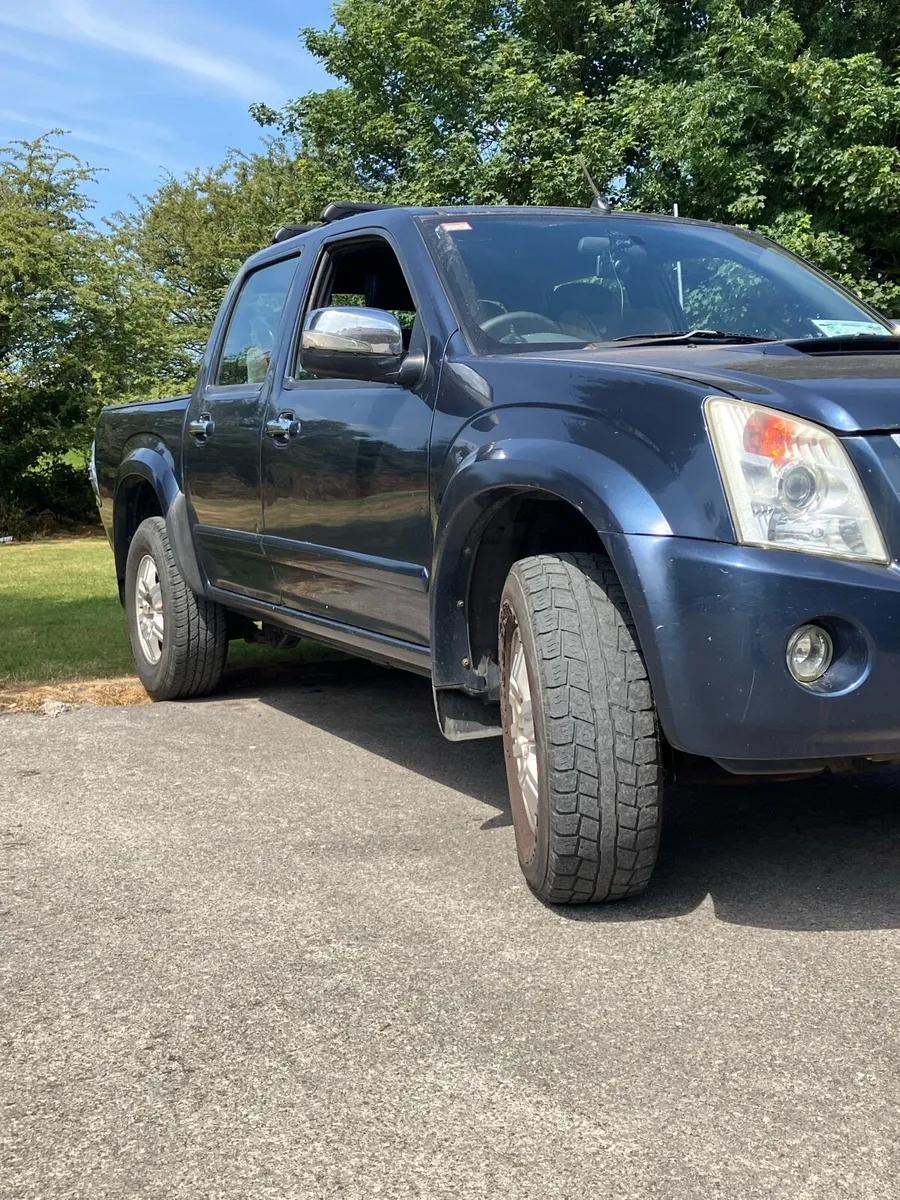 Isuzu Rodeo - Image 3
