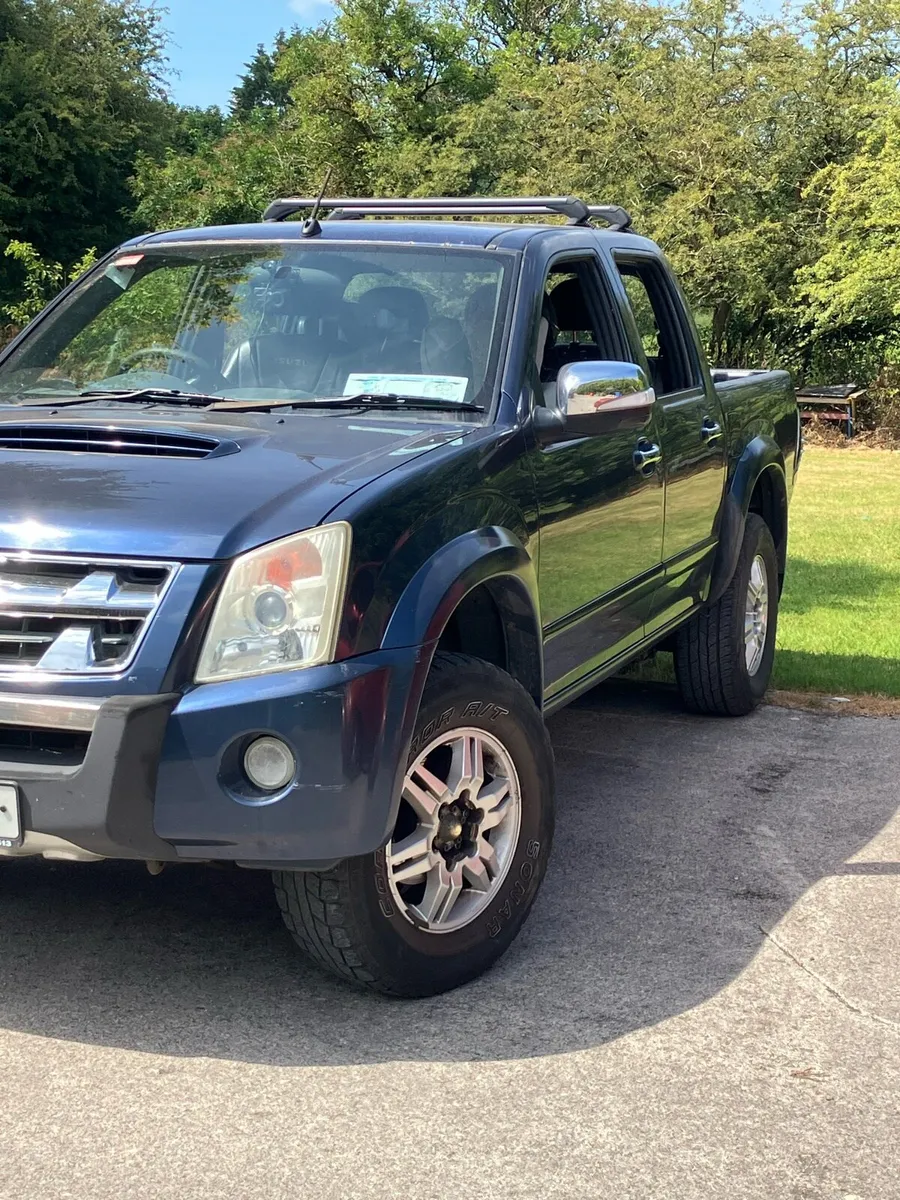 Isuzu Rodeo - Image 1