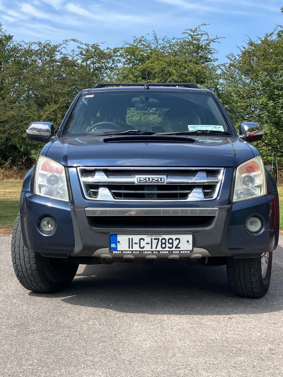 Isuzu Rodeo - Image 2