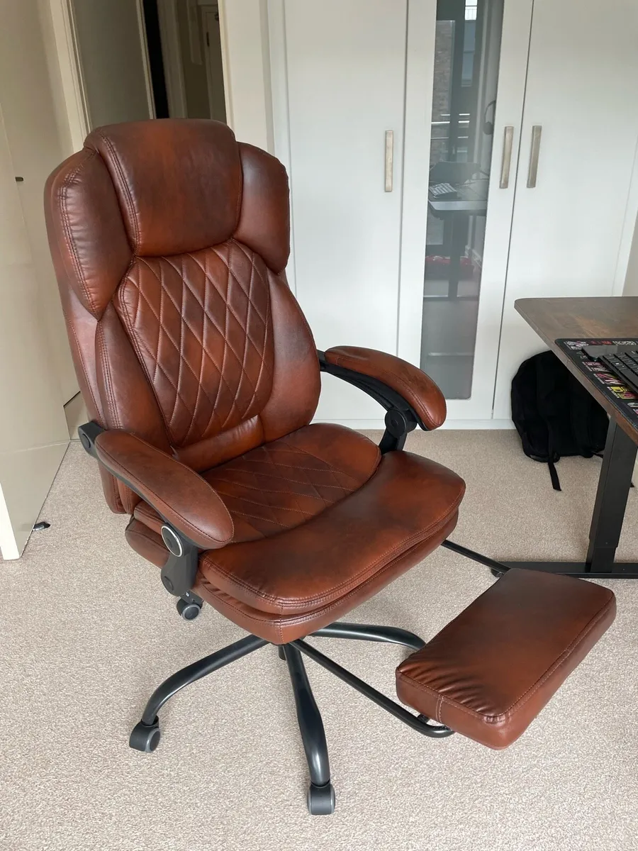 Reclining Executive Office Chair - Image 1
