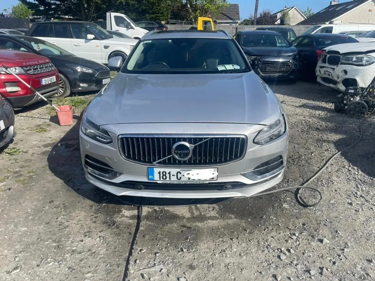 2018 Volvo V90 2.0 Diesel Automatic driving - Image 3