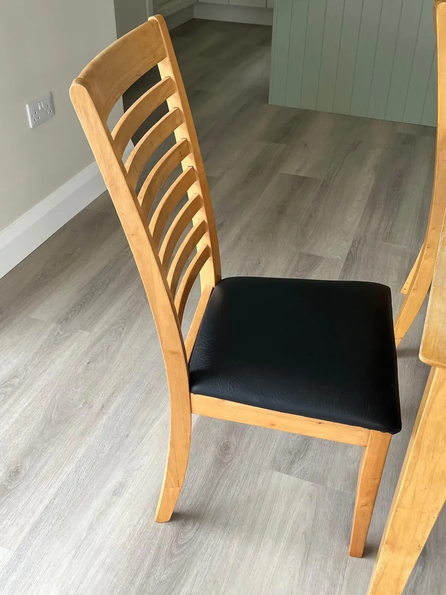 Table and 6 Chairs - Image 2