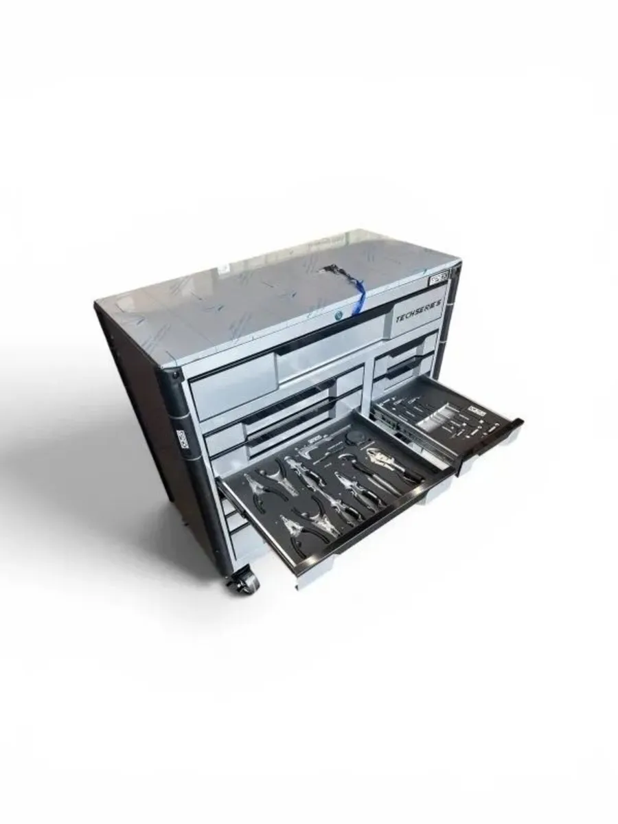Apex Tech Series 12 Drawer Tool Chest W/Tools - Image 4