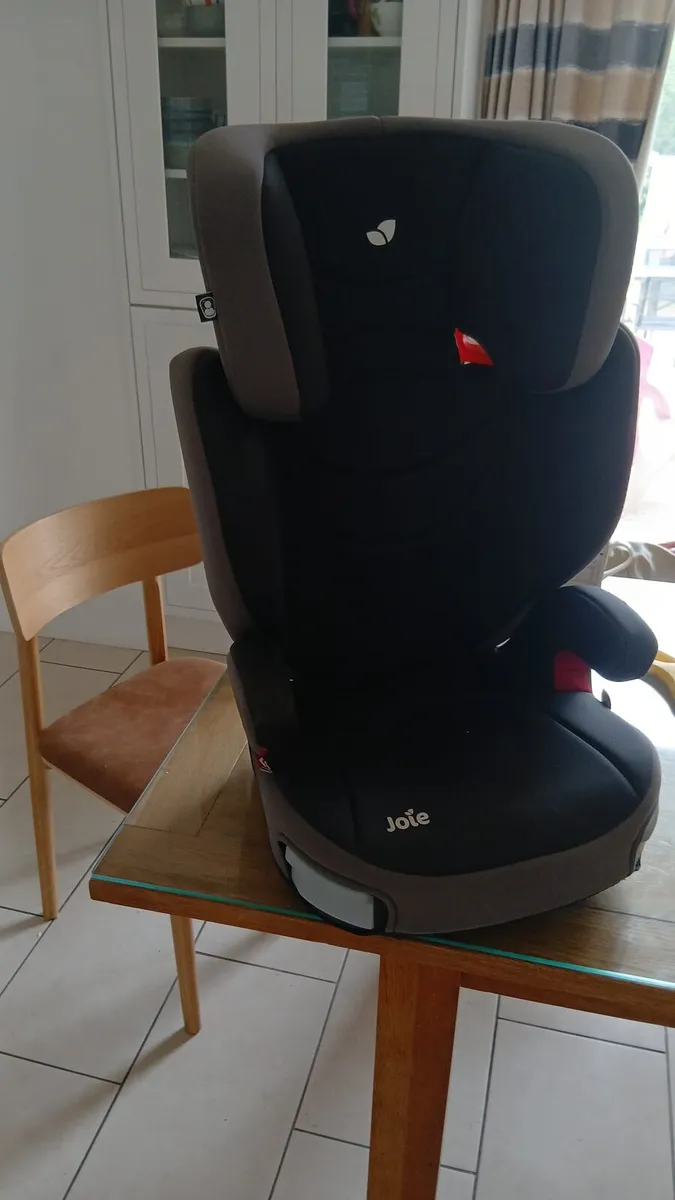 Joie Kids car seat