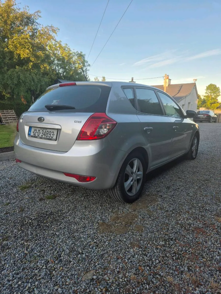 2012 Kia Cee'd commercial - Image 3