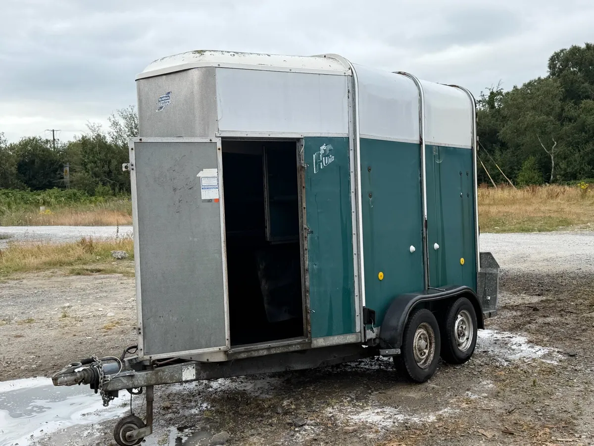 505 horsebox - Image 4