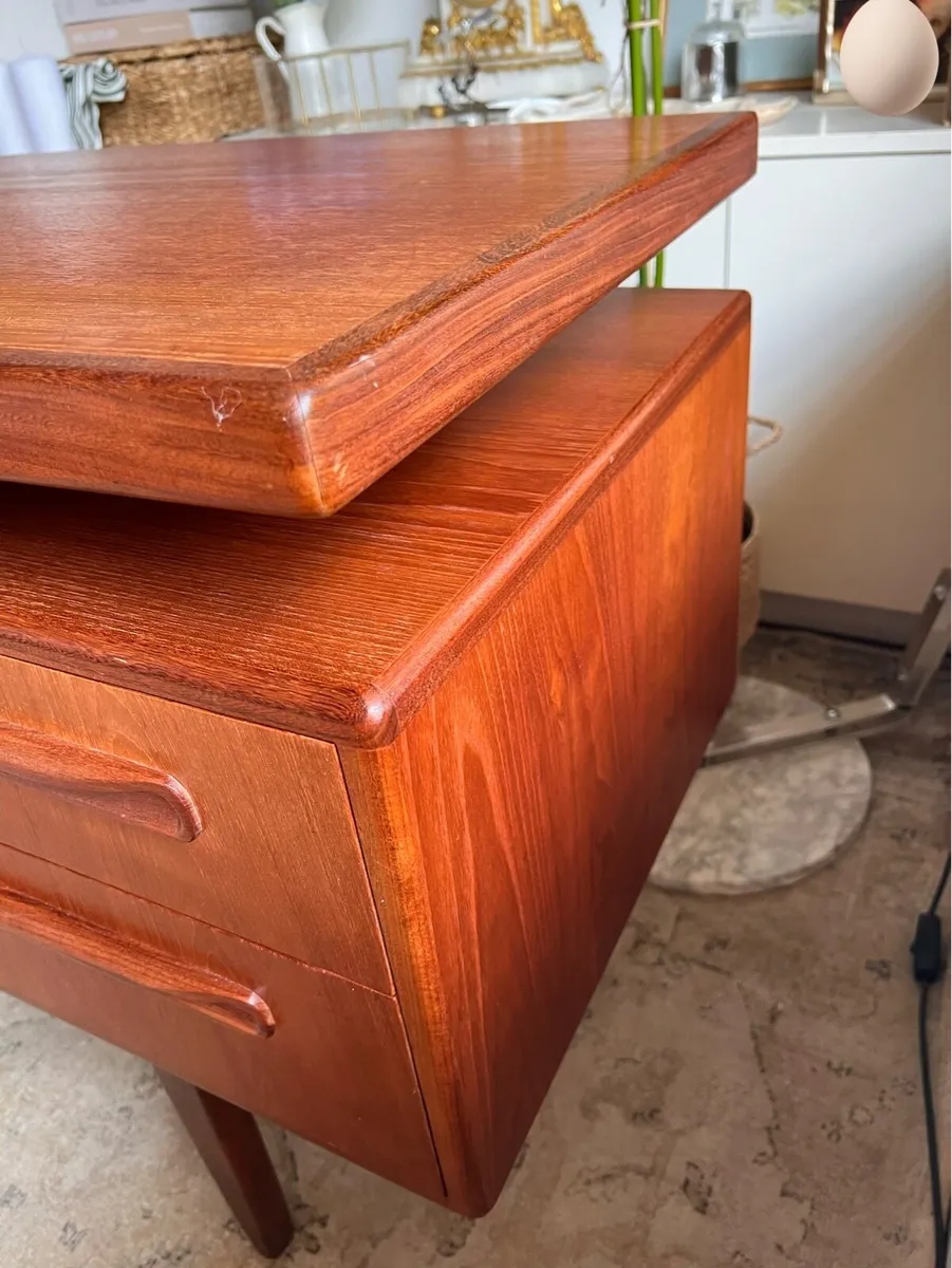 Mid century G plan desk - Image 4