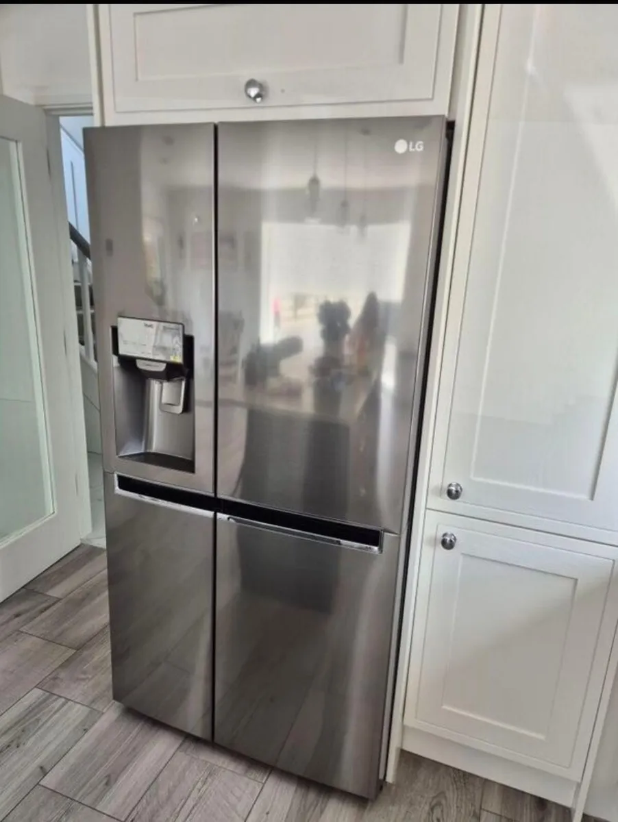LG American Fridge Freezer - Image 1