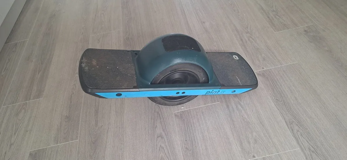 Incredibly Fun Onewheel Pint X for sale - Image 1