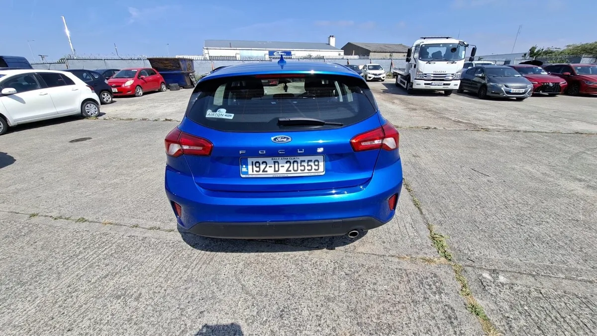 192 Focus - Image 2