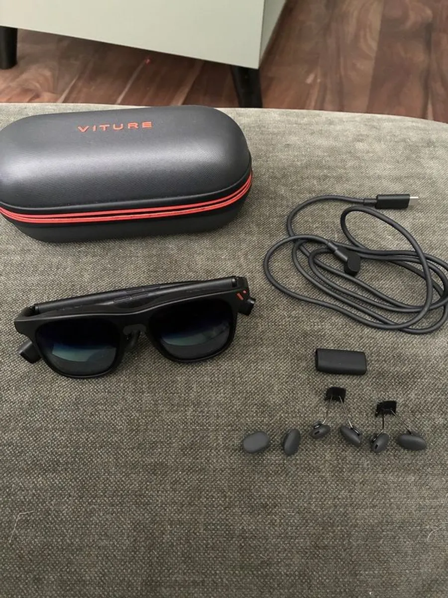 Viture  AR Pro glasses - Image 1