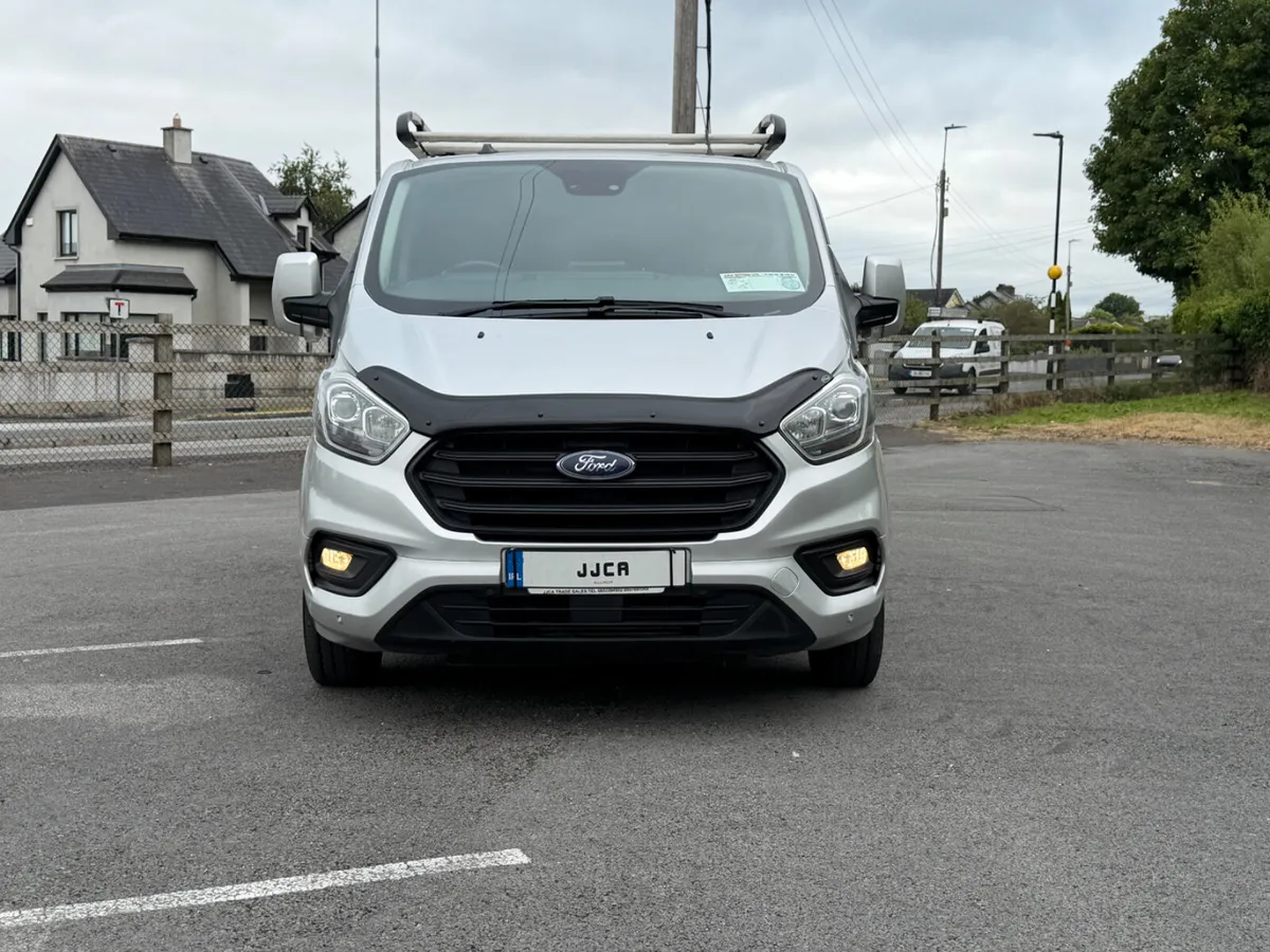 STUNNING 2021 CREW CAB FORD TRANSIT CUSTOM - Image 3