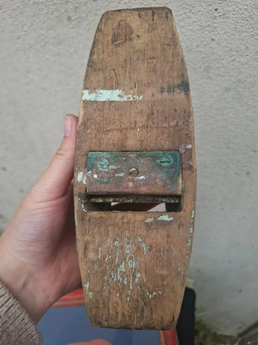 Old wood planer - Image 2