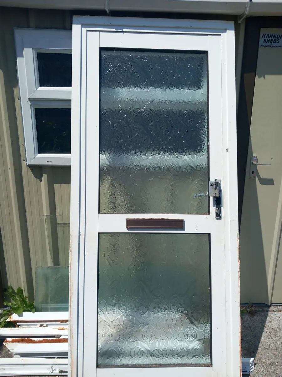 Outside door - Image 1