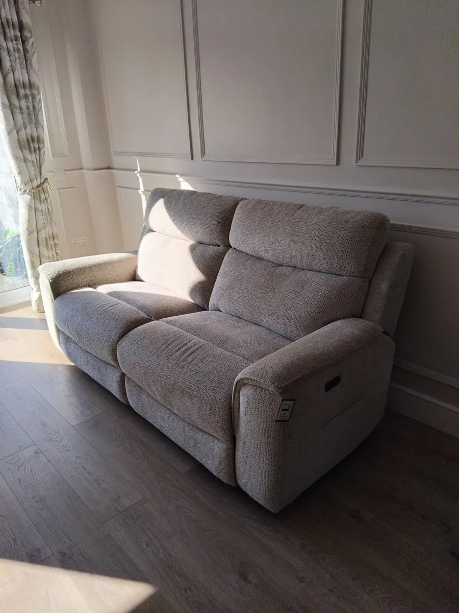 Recliner sofa - Image 2
