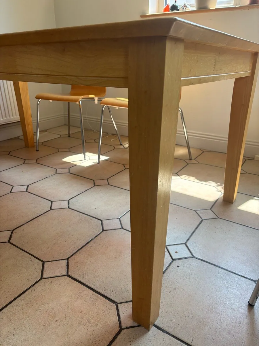 Kitchen table - Image 3