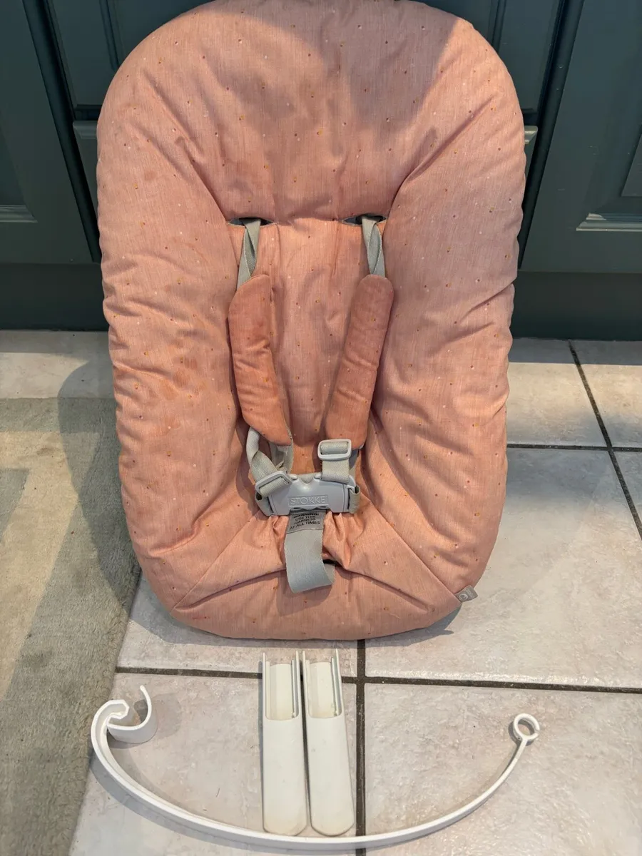 Tipp Trapp Newborn Seat - Image 1