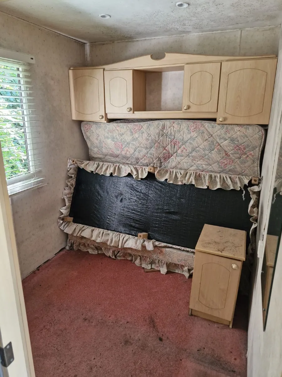 Mobile Home - Image 4