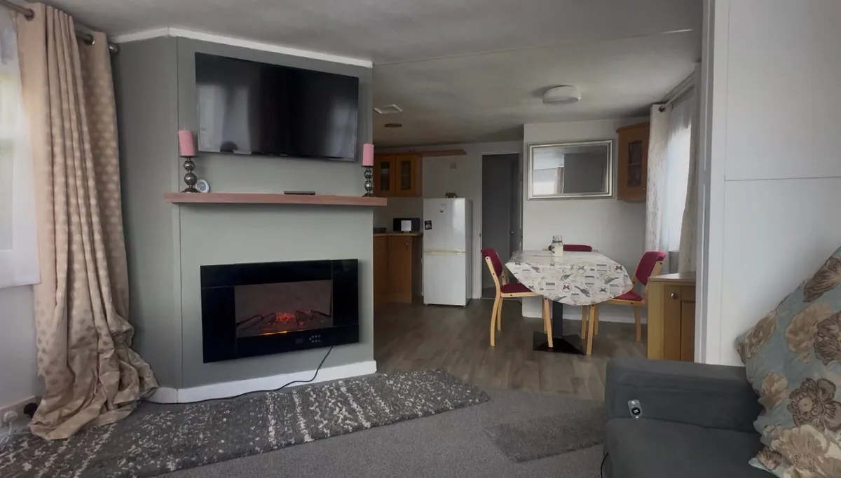 Caravan to let - Image 1