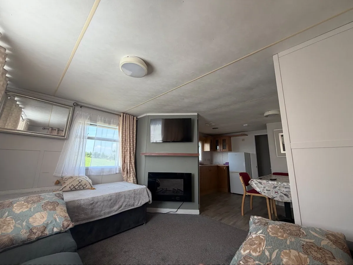 Caravan to let - Image 2
