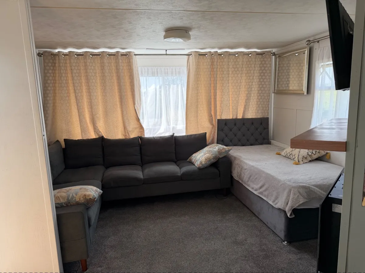 Caravan to let - Image 3