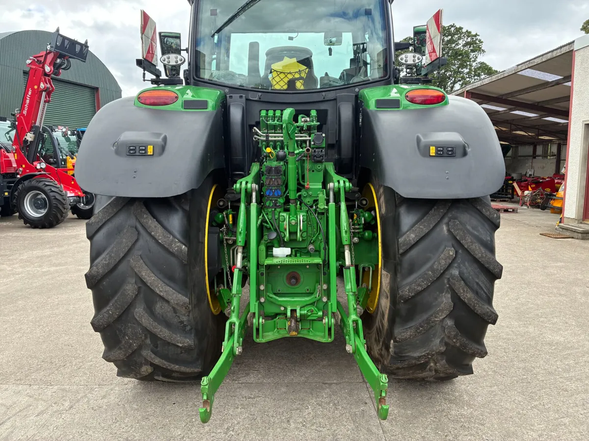 John Deere 6R215 - Image 3