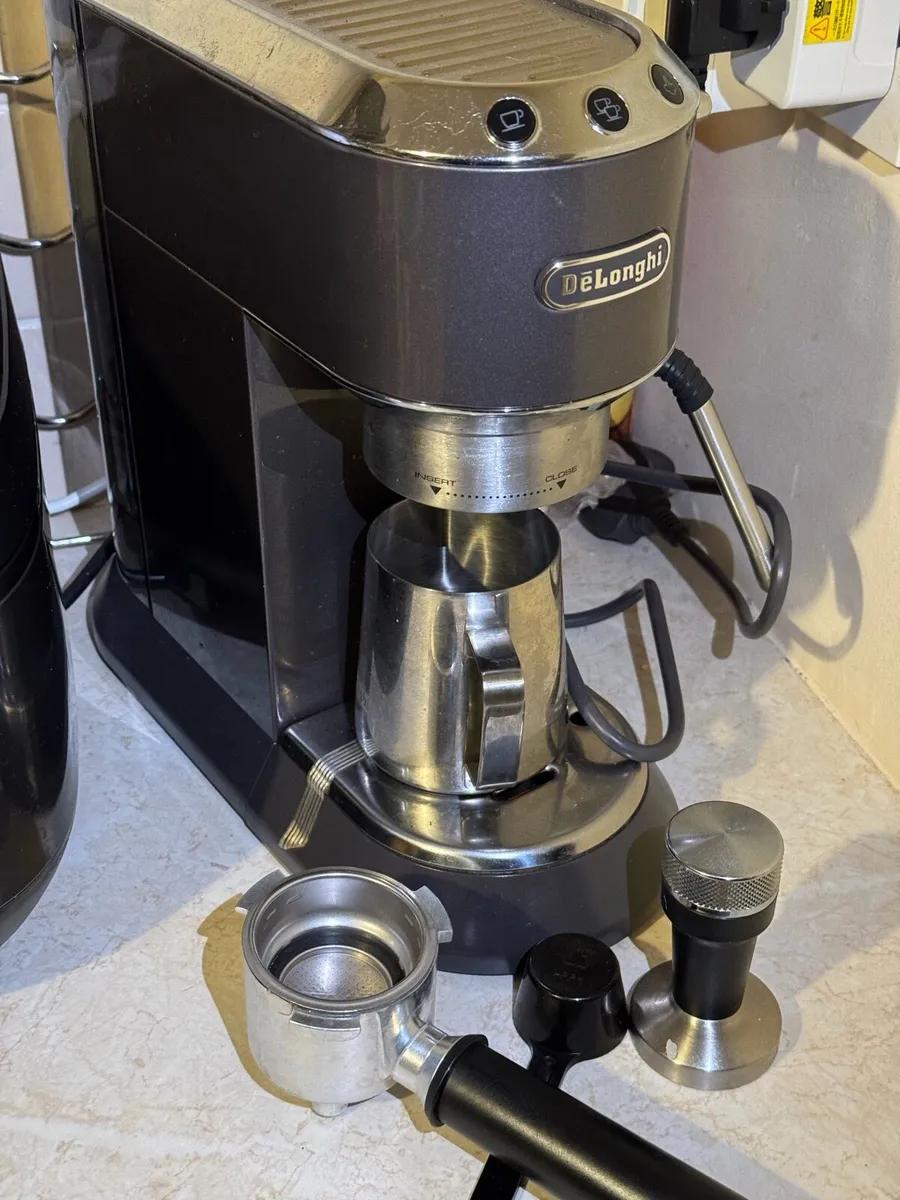 De’Longhi Coffee Machine - Image 1