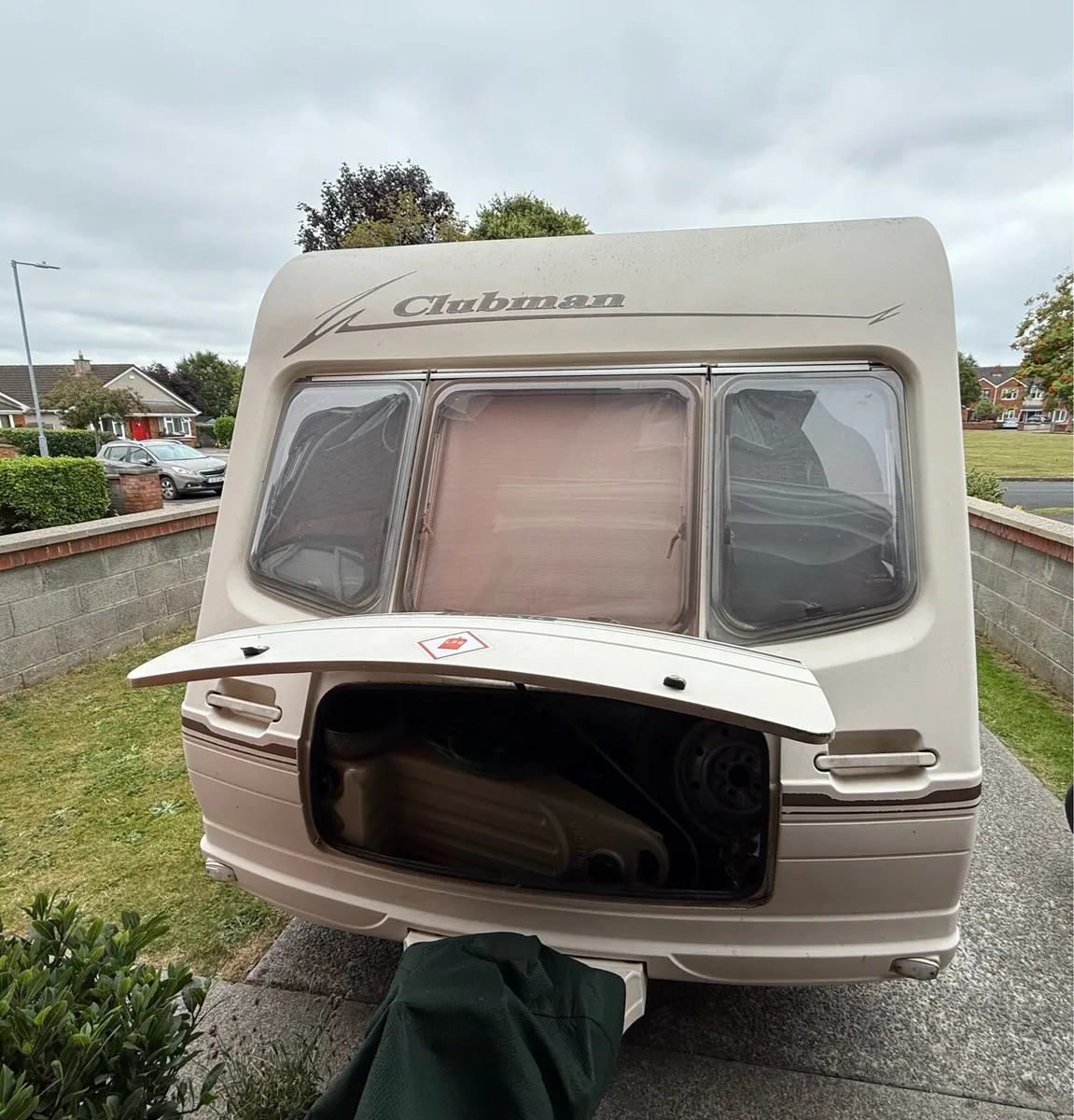 Clubman 400-2 Lunar Caravan - Image 1