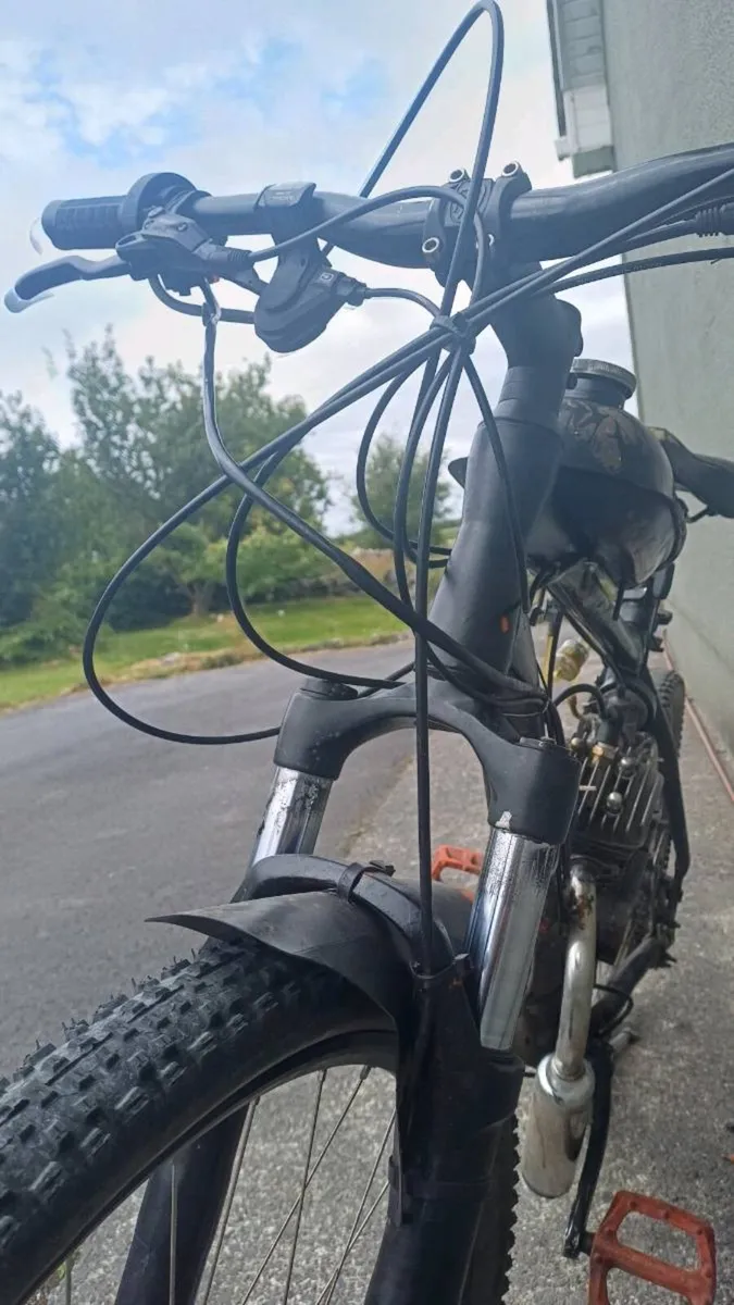 Engine bike 80cc barely used! - Image 4