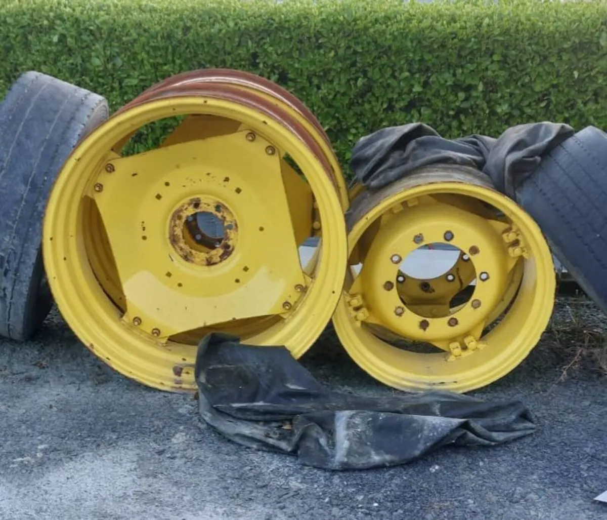 Tractor rims - Image 1