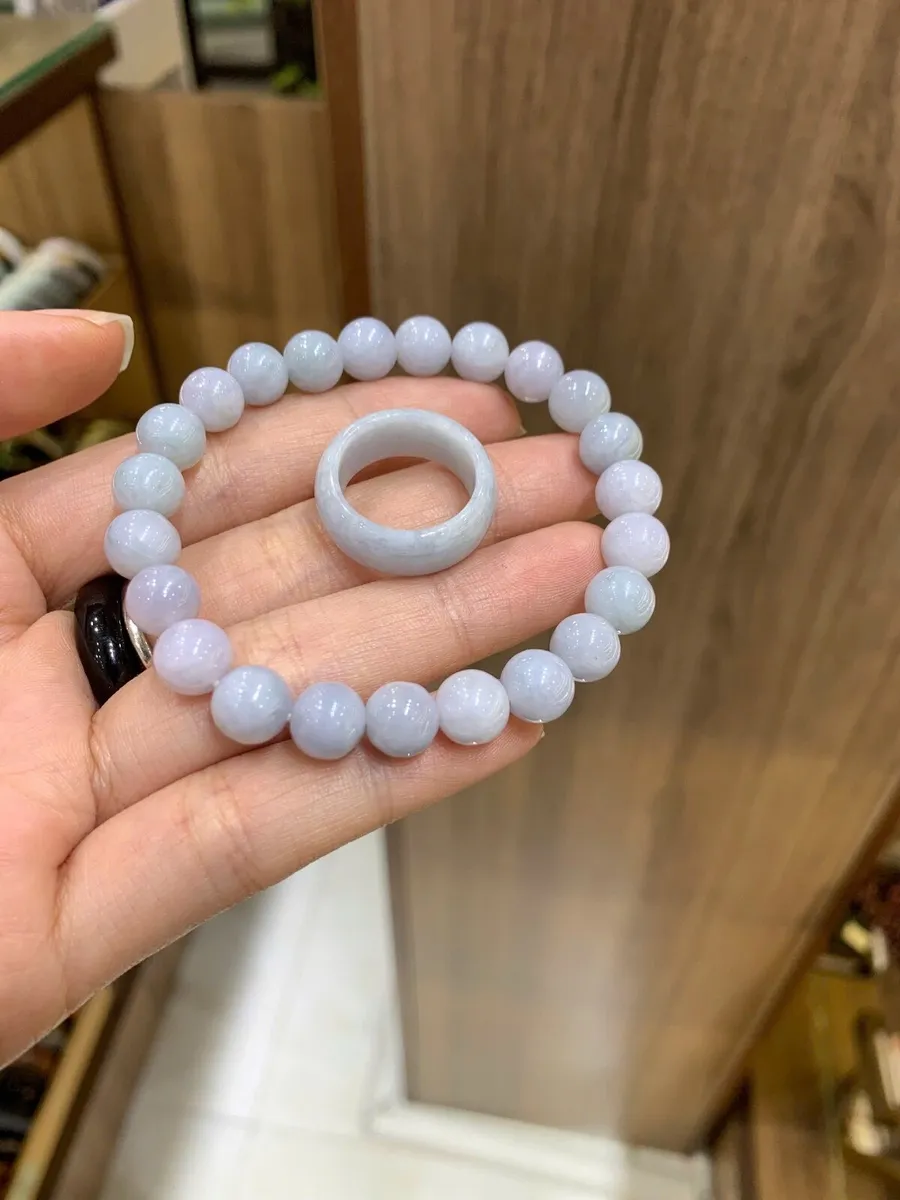 Grade A Natural Burma Jadeite Bead Bracelet & Ring - Image 1