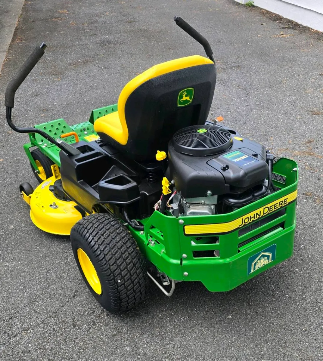 John Deere Zero Turn As New - Image 2