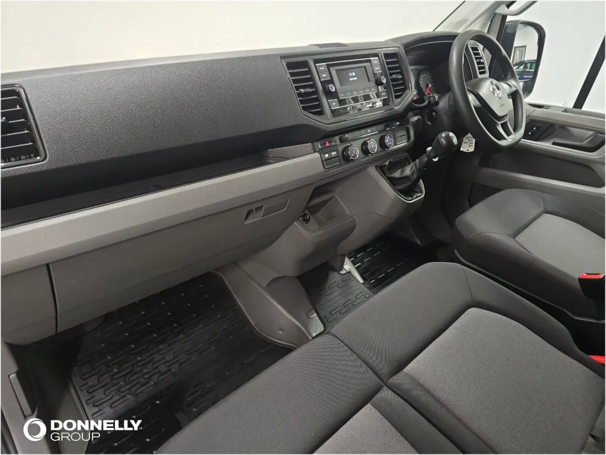 Volkswagen Crafter Cr35 Mwb Diesel Fwd Startline - Image 2