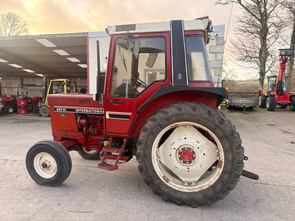 International 685XL - Image 2