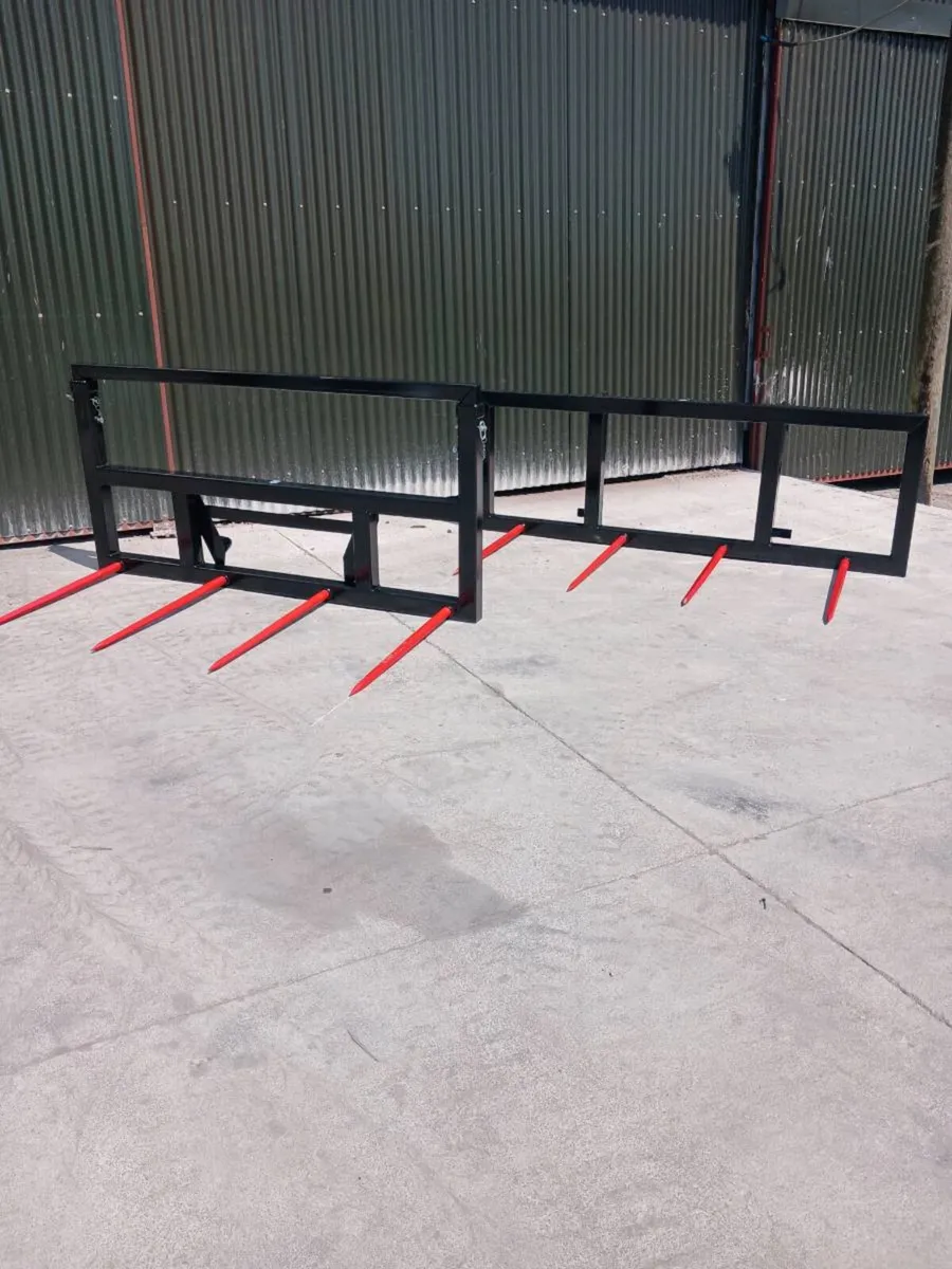 Pinnacle Fabrication Telescopic Bale Fork - Image 4