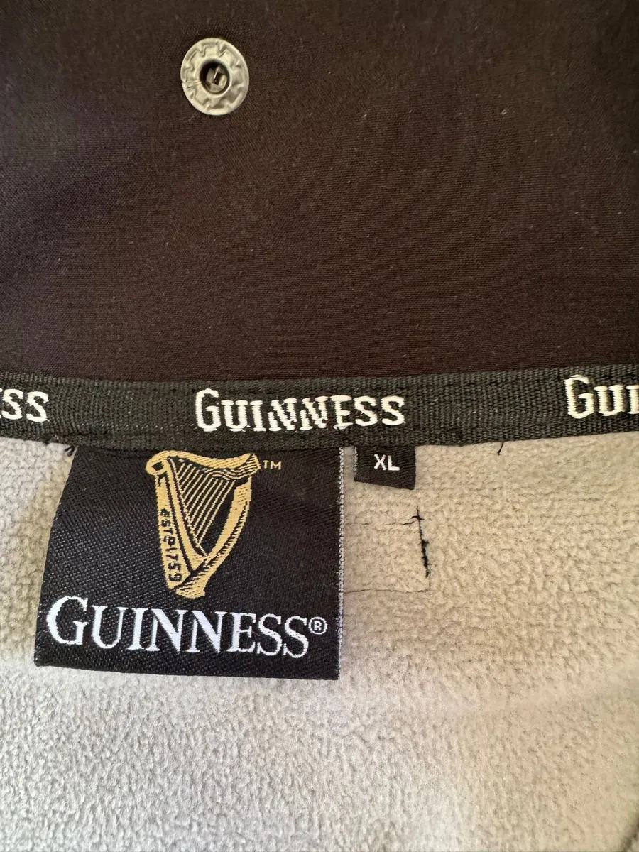 GUNINNES Black Jacket, - Image 1