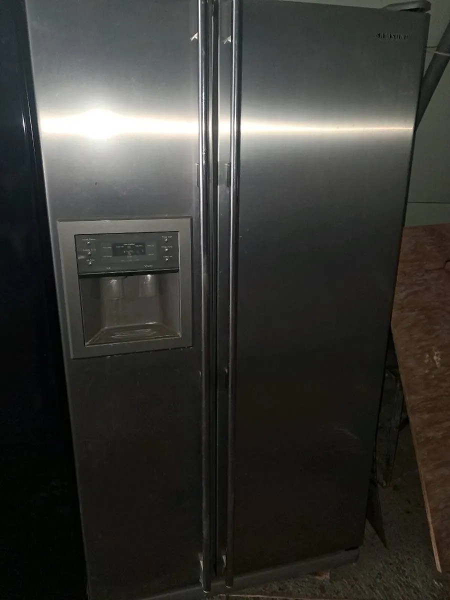 Fridge freezer - Image 1