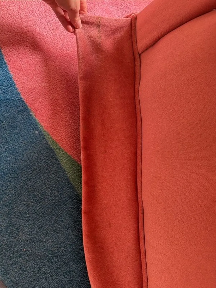 Vintage pink velvet arm chair (free if can be collected) - Image 3