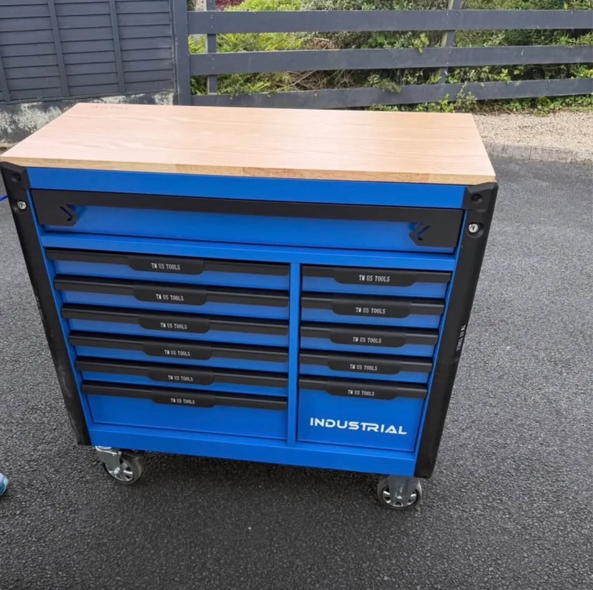 BRAND NEW 13DRAWER TOOL CHEST FULL OF TOOLS - Image 2