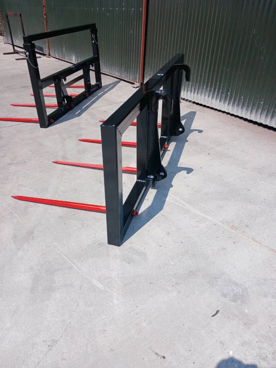 Pinnacle Fabrication Bale Fork - Image 3