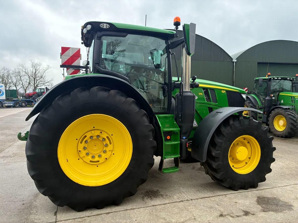 John Deere 6R215 - Image 4
