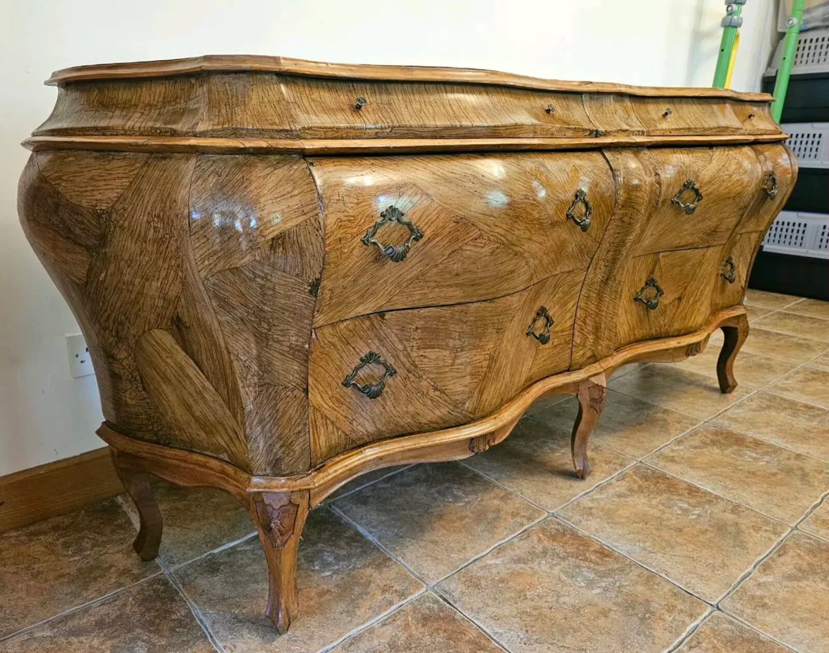 STUNNING FRENCH ROCOCO CHEST – SOLID WOOD - Image 1