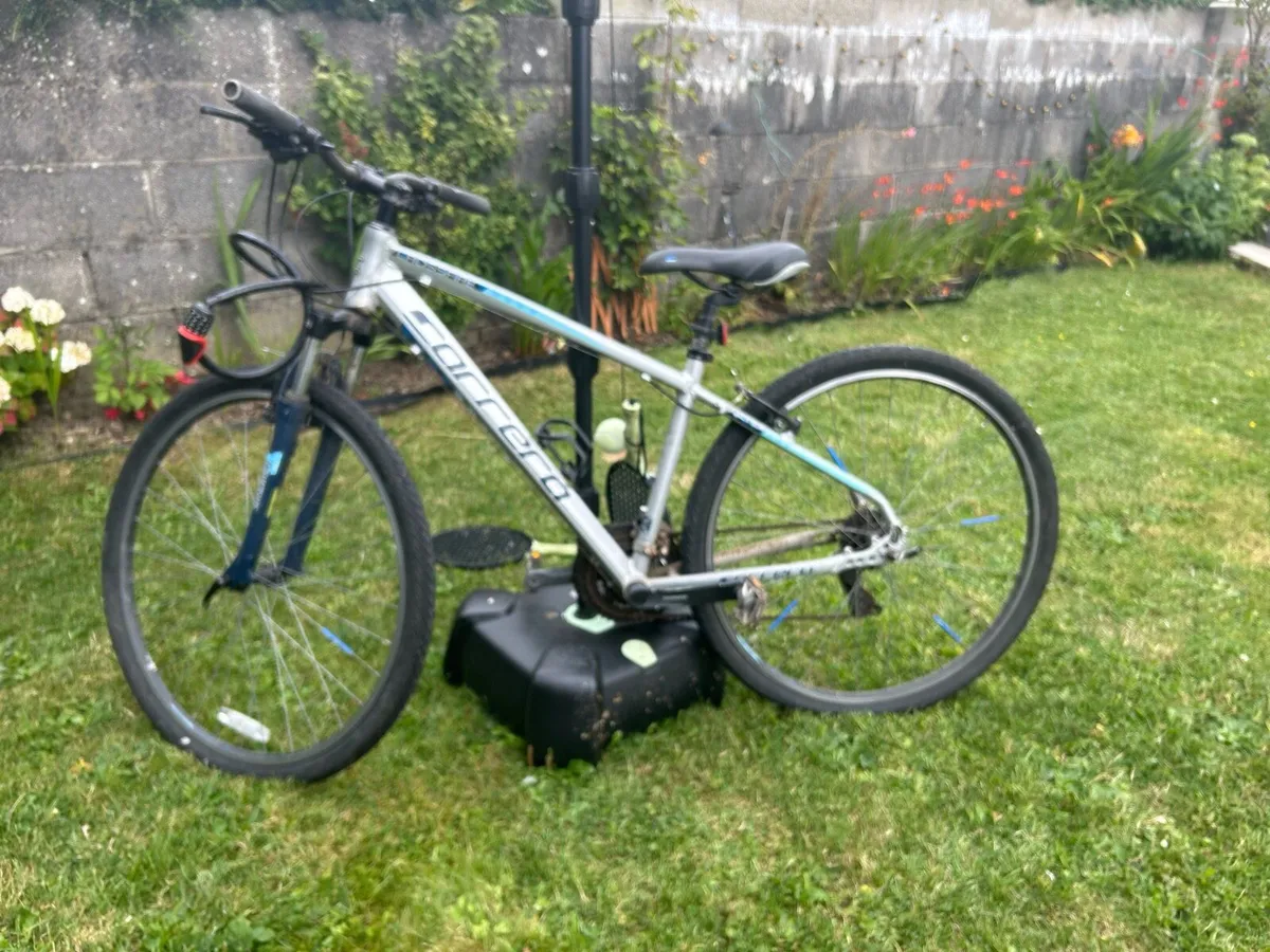 Bikes, bike car rack - Image 3