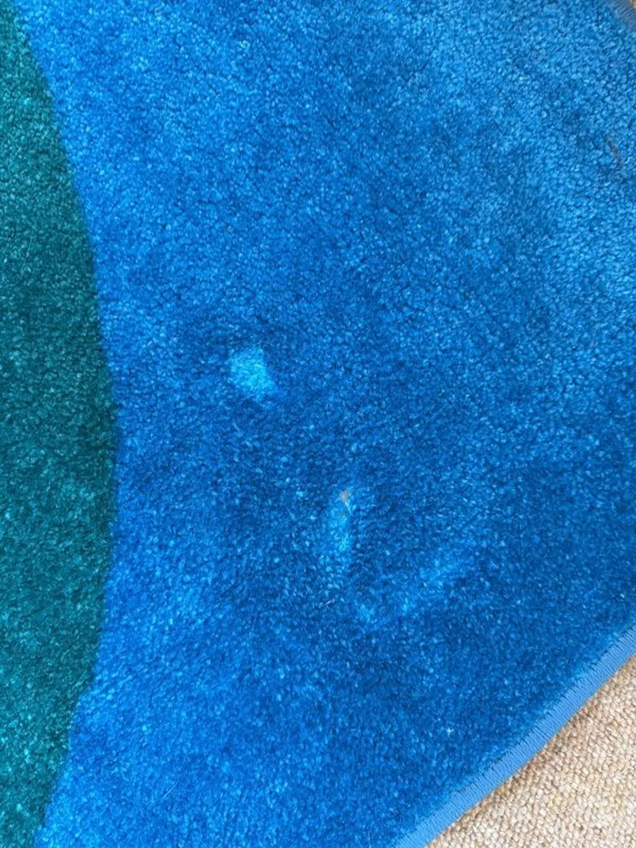 Colourful rug, perfect for kids room - Image 4