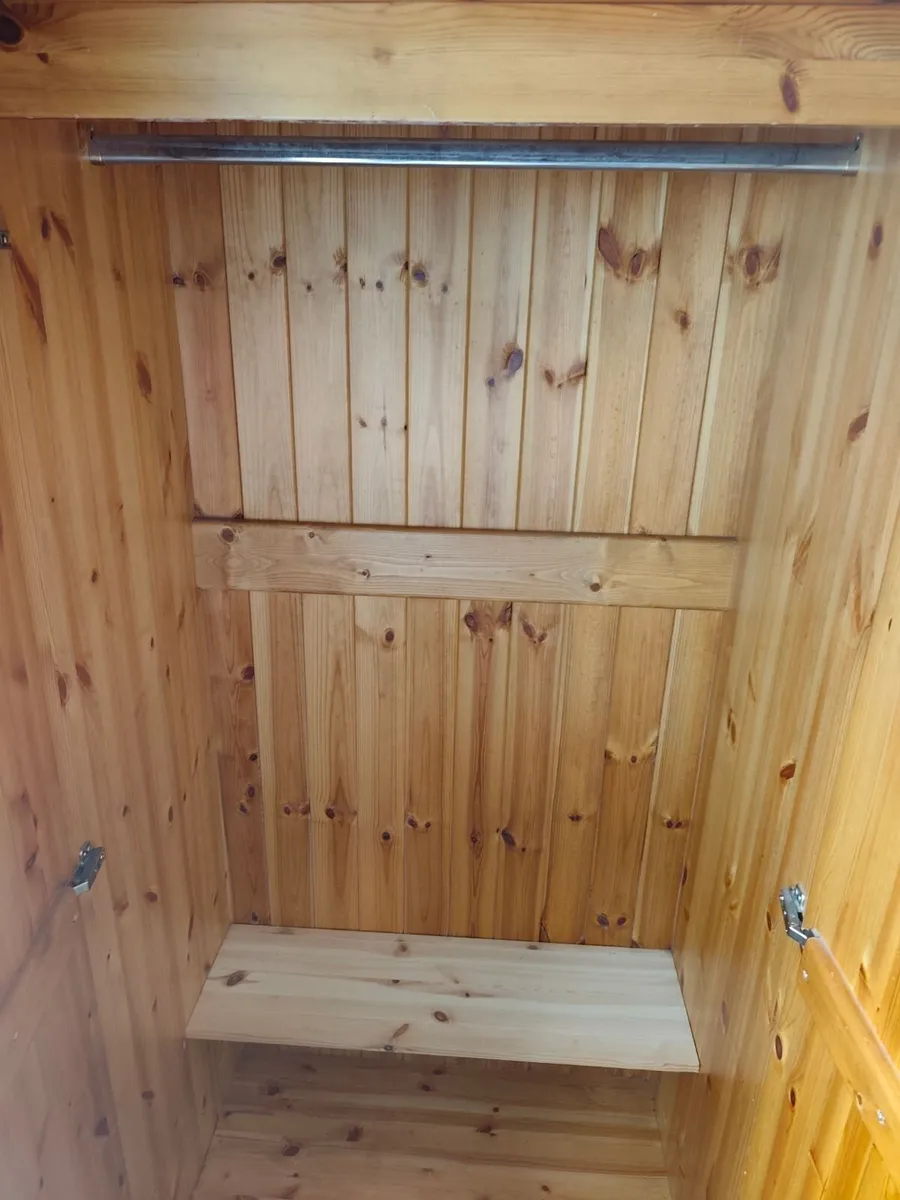 Wardrobe - Image 3