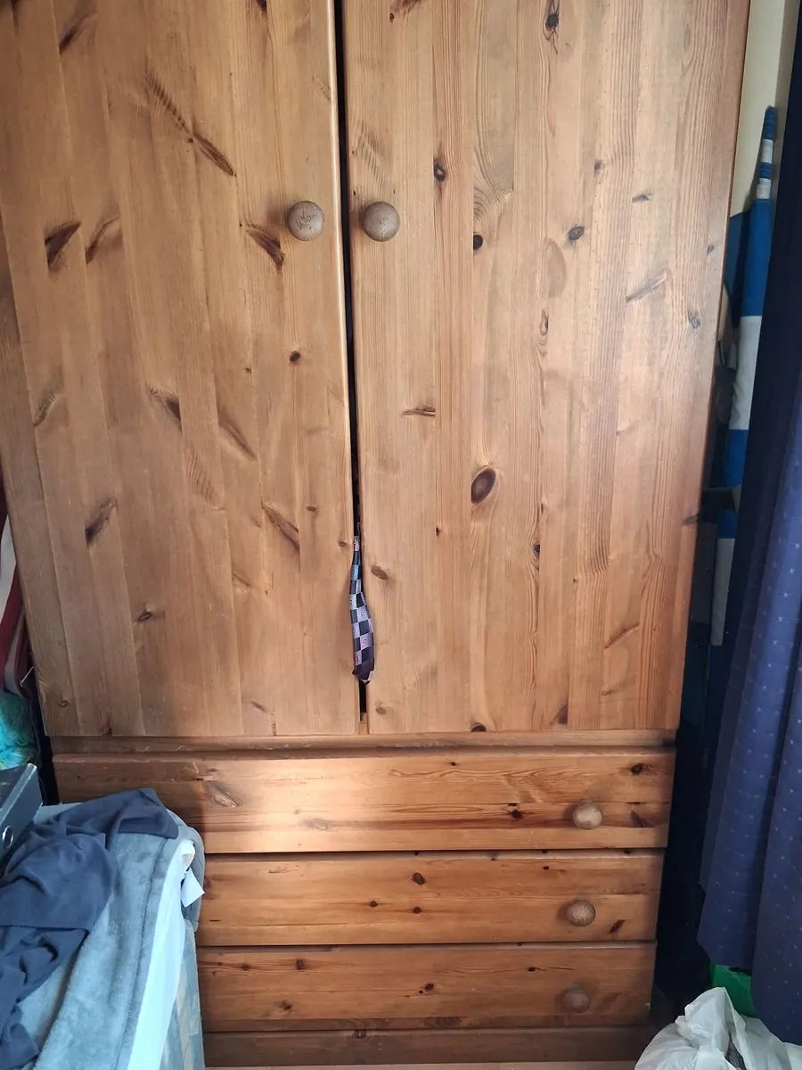 Man wardrobe
