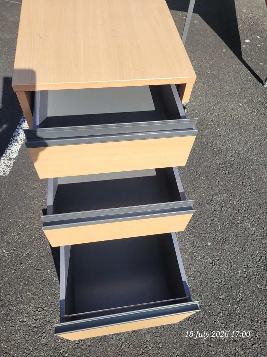 Two lovely pieces of Office furniture - Image 2